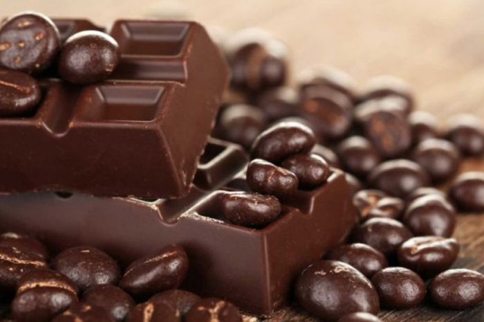 dark compound chocolate