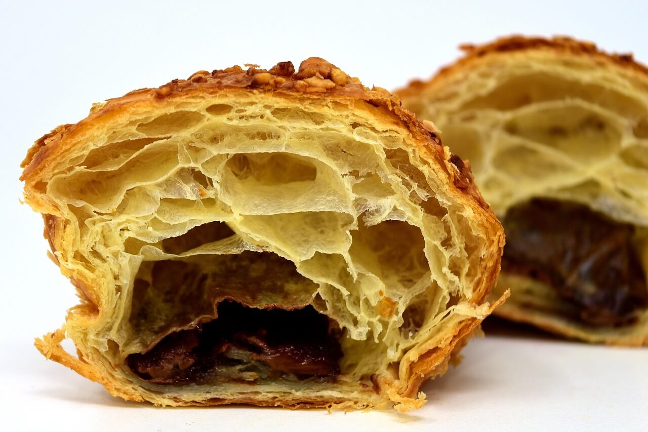 CocoaNusa chocolate paste supplier from Indonesia, perfect for pastry fillings
